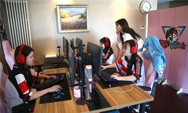 Women Becoming Key Consumers for Esports